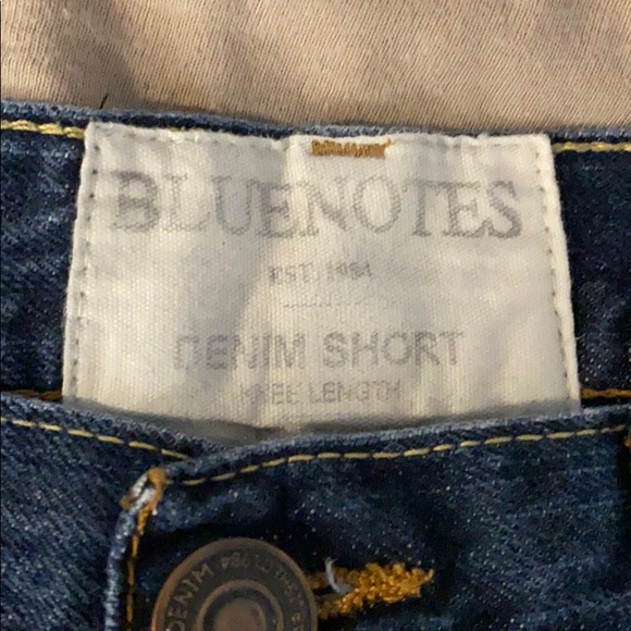 Blue Jean shorts - Picture 2 of 3